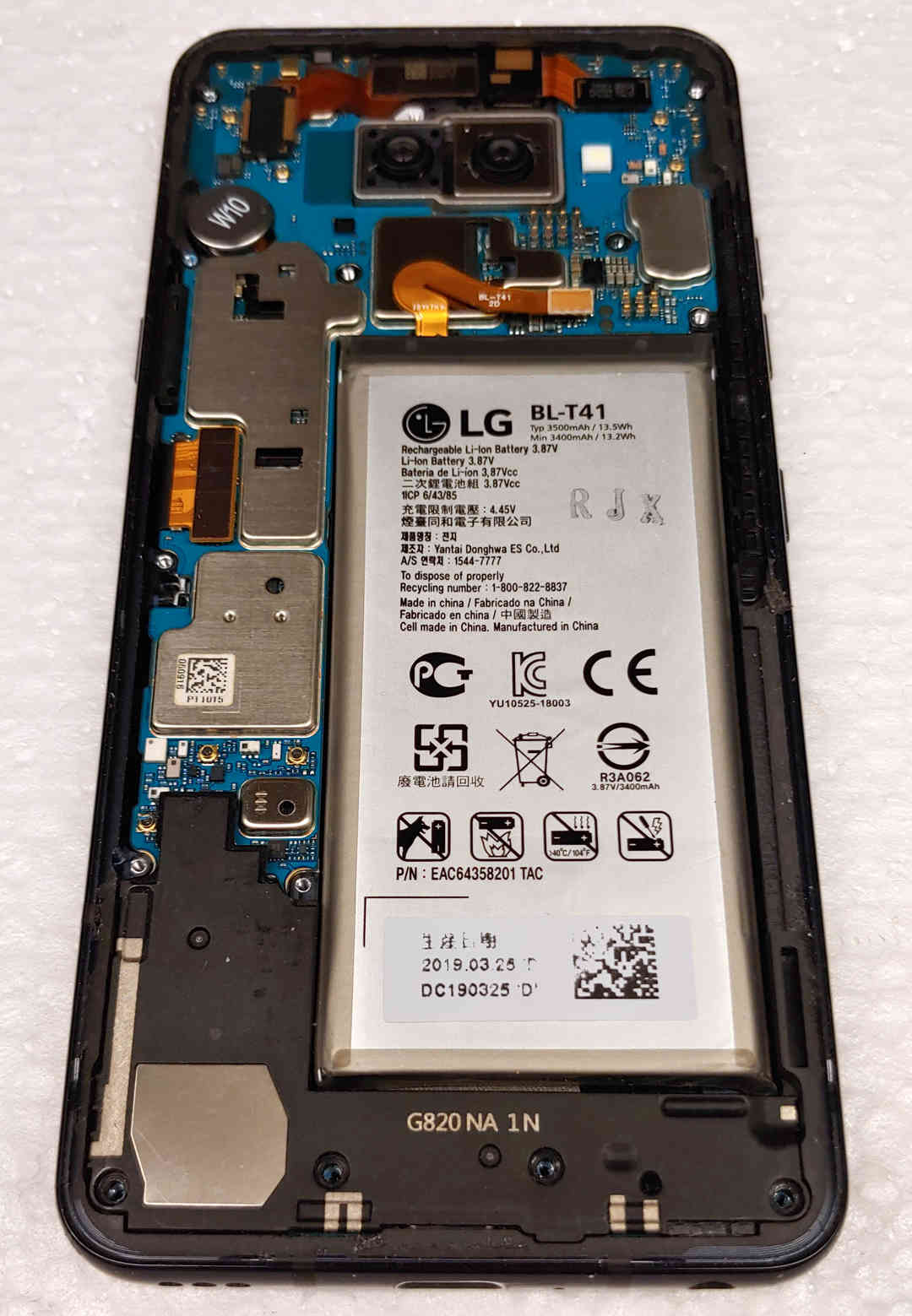 Inside View of LG G8 with rear cover removed